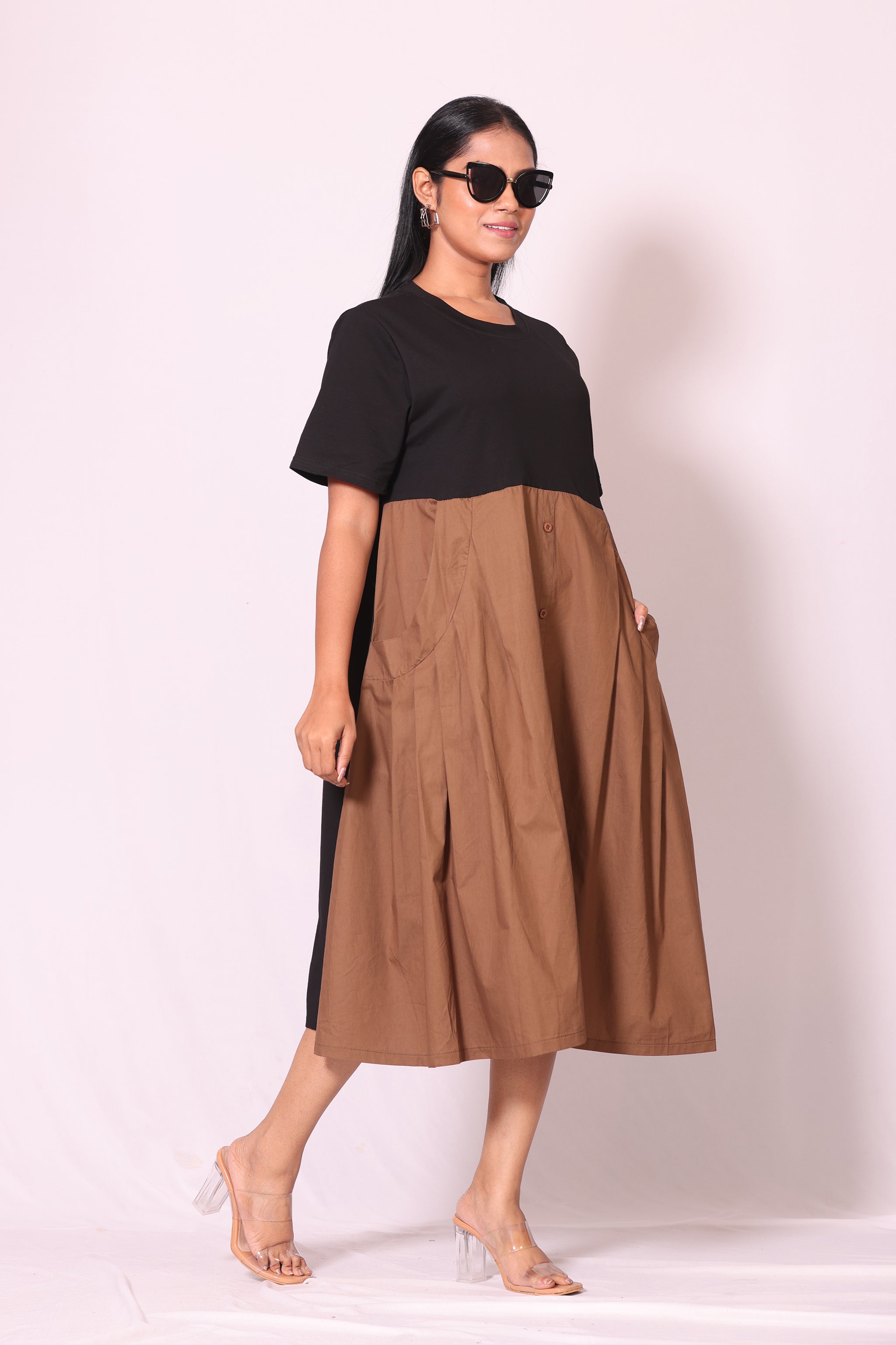 Dual Tone Pocket Dress